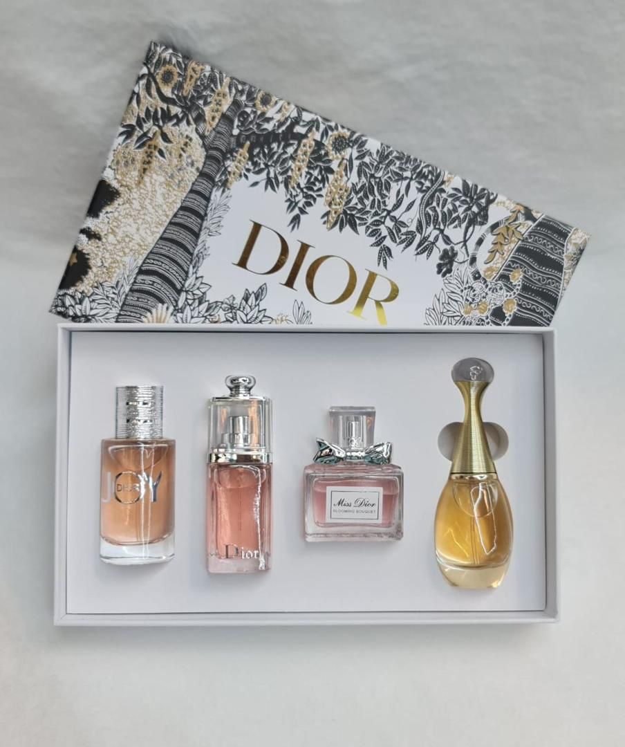 4IN1 MISS DIOR GIFT PERFUME SET