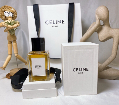 Exuding La peau nue 100ml
Celine. Celine Gauding PARADE